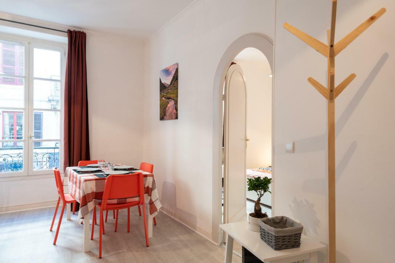 Appartement Coeur De Ville - Wifi - Lave-Seche Linge Pau Exterior foto